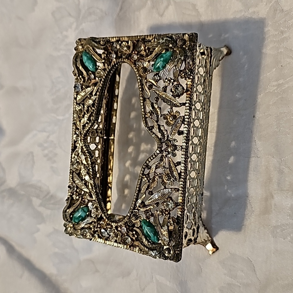 VINTAGE FILIGREE ORMOLU VANITY TISSUE BOX JEWELED MID CENTURY - Picture 1 of 5